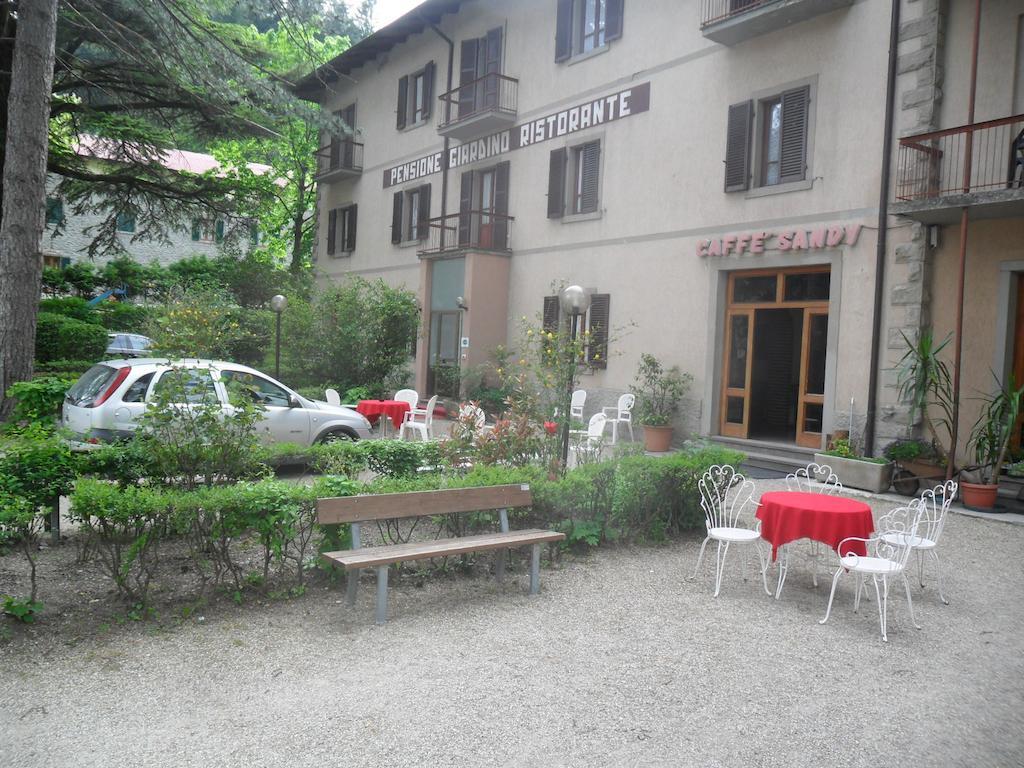 Albergo Giardino Badia Prataglia Extérieur photo